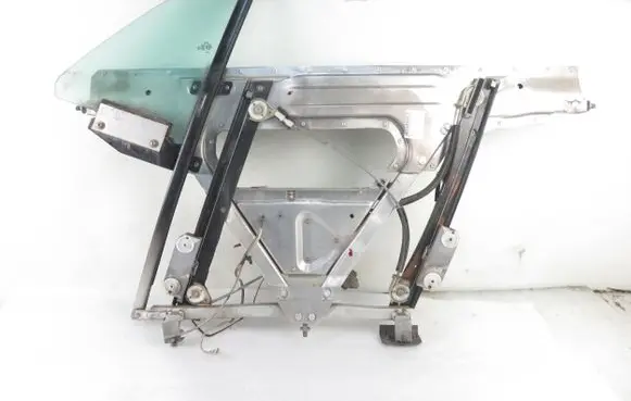 Audi TT Mk1 Front door window regulator with motor 8N8837730