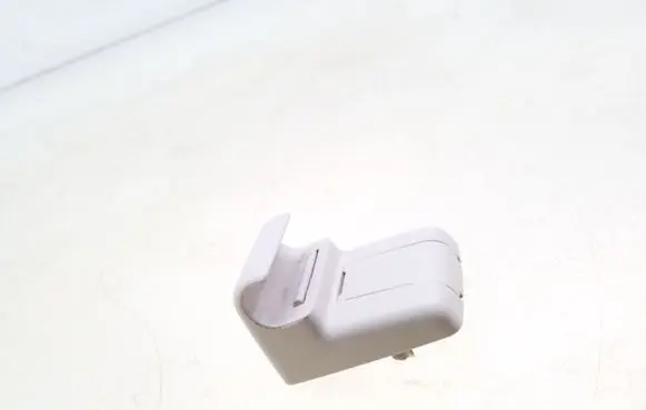 Sun visor clip/hook/bracket