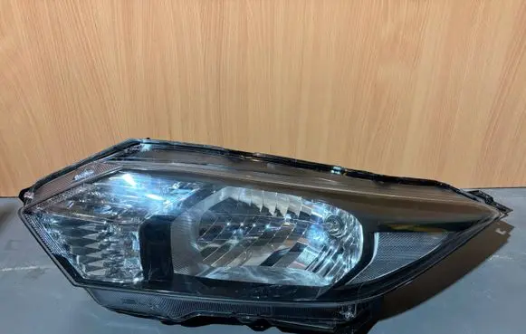 Honda HR-V Headlight/headlamp 180879486 WY21W12V21