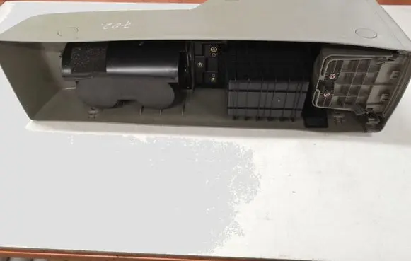 Mazda 5 Center console CC2964441 CC2964436 CCC3364471