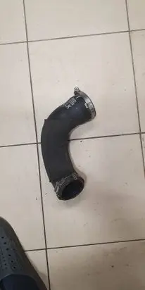 Audi A8 S8 D4 4H Intercooler hose/pipe 4H0145738N CV3DADCDE