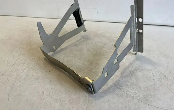 Porsche Taycan 9J1 Battery bracket 9JA915319 9JA915345