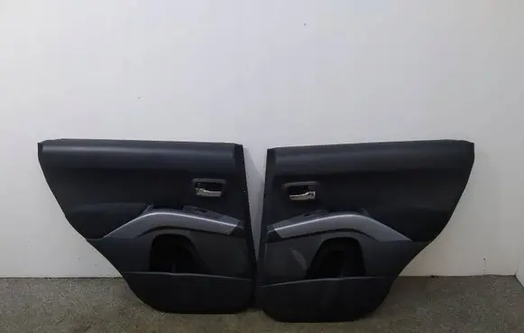 Mitsubishi Outlander Front door card panel trim