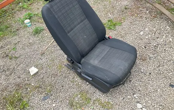 Mercedes-Benz Sprinter W906 Front driver seat 