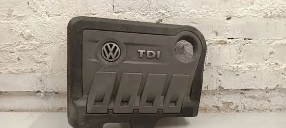 Volkswagen Tiguan Engine cover (trim) 031103925 031103925R