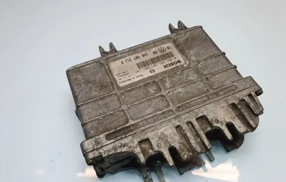 Volkswagen Golf III Engine control unit/module 1H0907311P 0261203707 0261203708