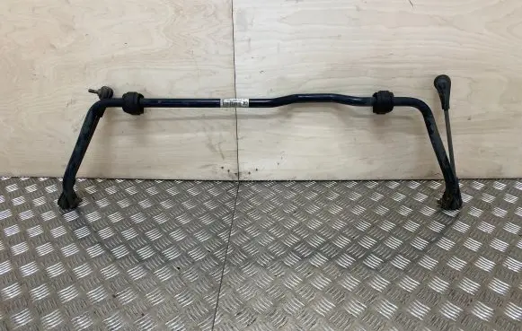 BMW 4 F32 F33 Front anti-roll bar/sway bar 6792125