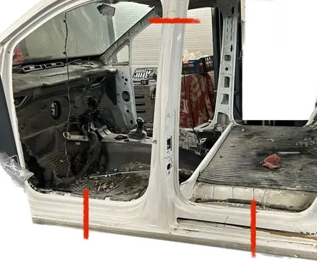 Volkswagen Caddy Pillar (middle) 