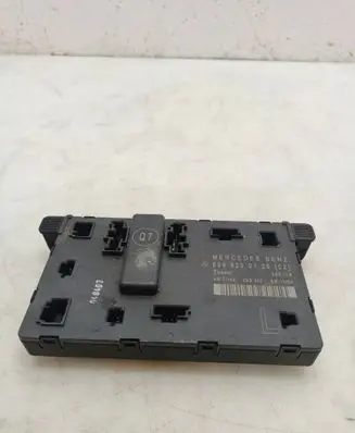 Mercedes-Benz Vito Viano W639 Door control unit/module 6398200126 356176