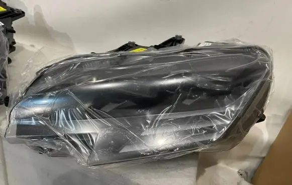 Ferrari SF90 Stradale Headlight/headlamp 882835