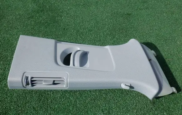 Audi Q7 4M (B) pillar trim (top) 4M0867244B
