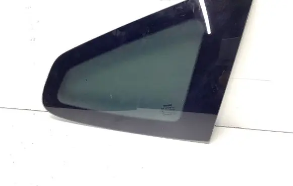 Nissan Qashqai+2 Rear side window 43R006723