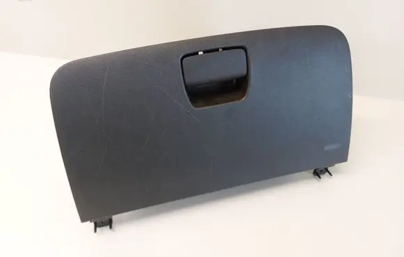 Opel Mokka X Glove box