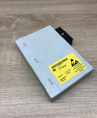 BMW 5 E60 E61 Center console control module 9138969