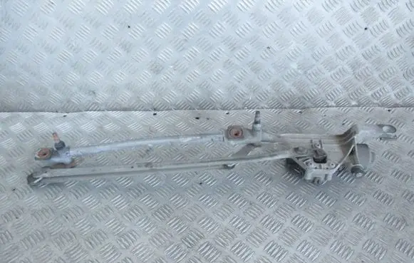 Ford Focus Front wiper linkage 
