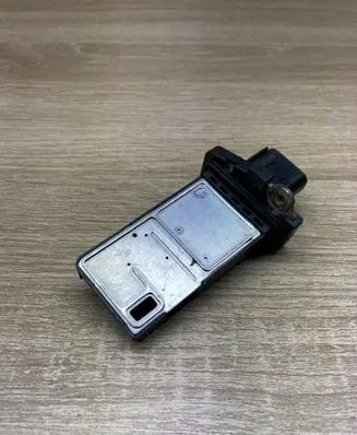 Ford Mondeo Mk III Mass air flow meter 6C112B579AA