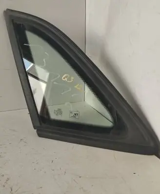 Audi Q3 8U Rear side window 8U0845299B