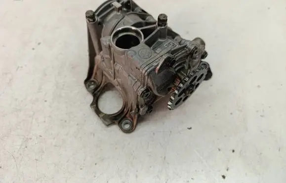 BMW 5 G30 G31 G38 Oil pump 857994404