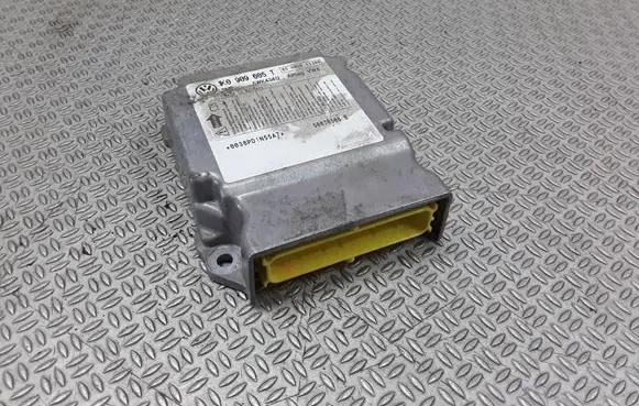 Seat Toledo III (5P) Airbag control unit/module 1K0909605T