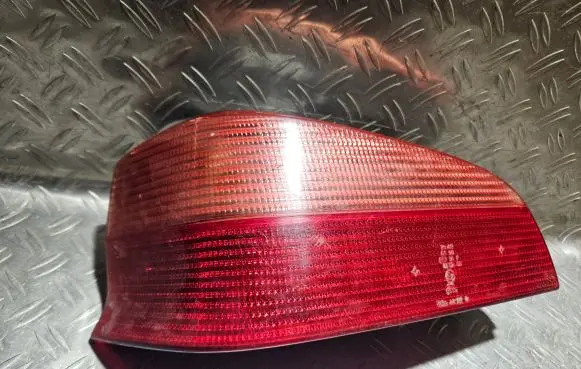 Peugeot 106 Rear/tail lights 2274G 020200