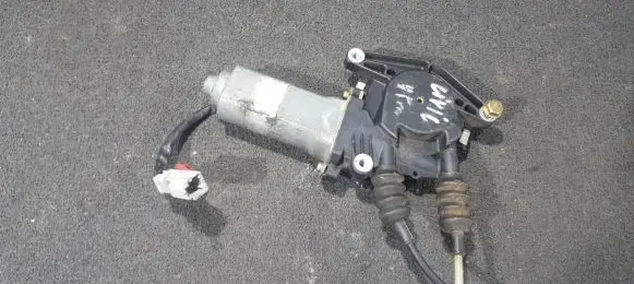 Honda Civic Rear door window regulator motor 2L04