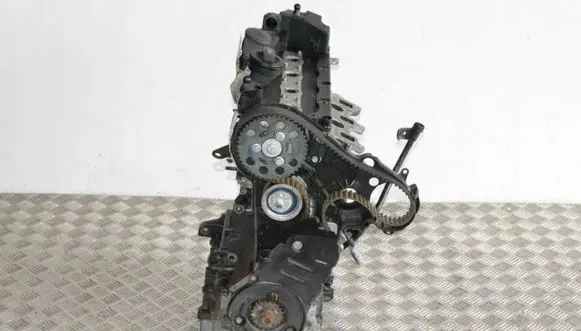 Audi A6 S6 C6 4F Engine block CAG