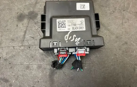 Opel Insignia B Sensor 13517788