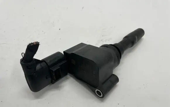 Skoda Octavia Mk4 High voltage ignition coil 05E905110