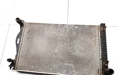 Audi A6 S6 C6 4F Coolant radiator 4f0121251m