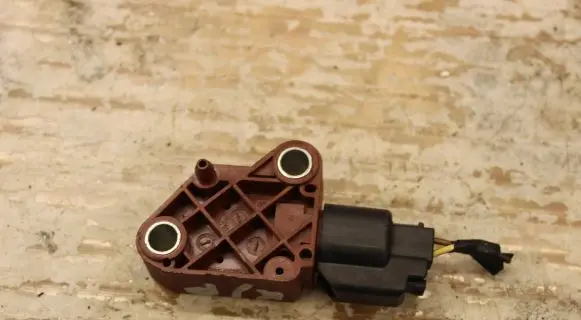 Volvo V50 Airbag deployment crash/impact sensor 30737138