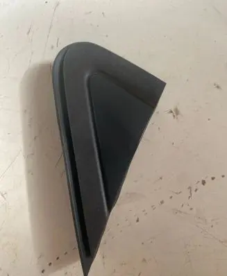 Volkswagen Polo VI Fender end trim 2GO853274A