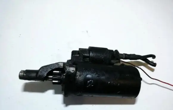 Audi A6 S6 C5 4B Starter motor 0001109021 0001109022