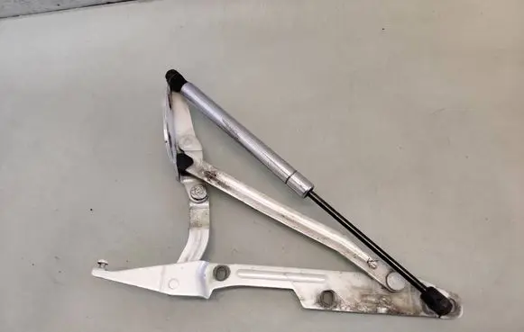 Audi A8 S8 D2 4D Tailgate/trunk/boot hinge 