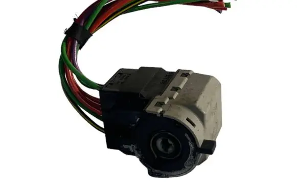 BMW 5 E39 Ignition lock contact 8363706
