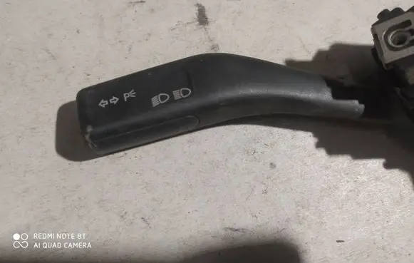 Volkswagen Golf Plus Indicator stalk 1K0953513