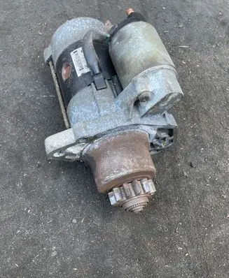 Nissan Almera Tino Starter motor 23300BN301