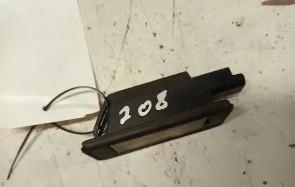 Peugeot 208 I Number plate light 9682403680