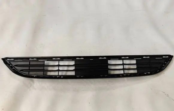 BMW X4 F26 Front bumper lower grill 7338490
