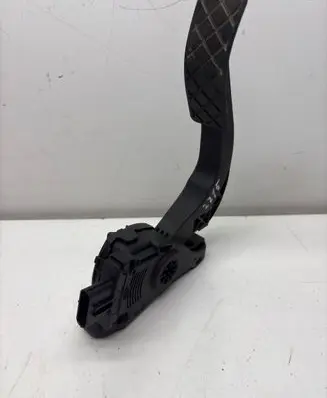 Audi A4 S4 B8 8K Accelerator throttle pedal 8K1721523 28032008 6PV00950500