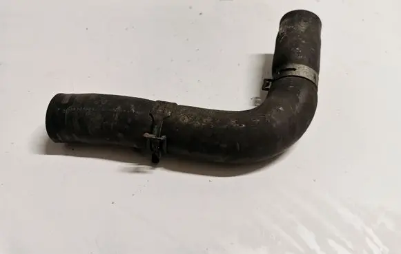 Subaru Outback (BS) Engine coolant pipe/hose
