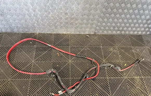 BMW 5 E60 E61 Positive cable (battery) 9176953