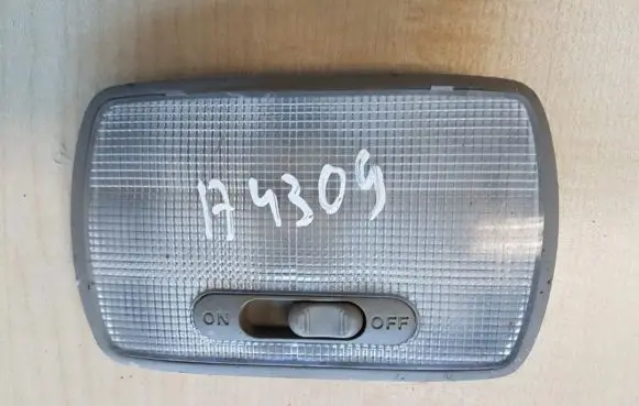Honda CR-V Rear seat light A04653 A-0465-3