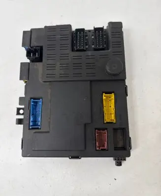 Citroen Xsara Picasso Comfort/convenience module 73002512 A11896