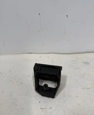 BMW 7 E38 Radiator mount bracket 17111737707