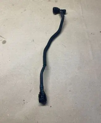BMW 2 F46 Engine coolant pipe/hose 7617366