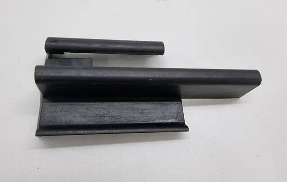 BMW 7 E65 E66 Front passenger seat rail trim 7007695 60829010