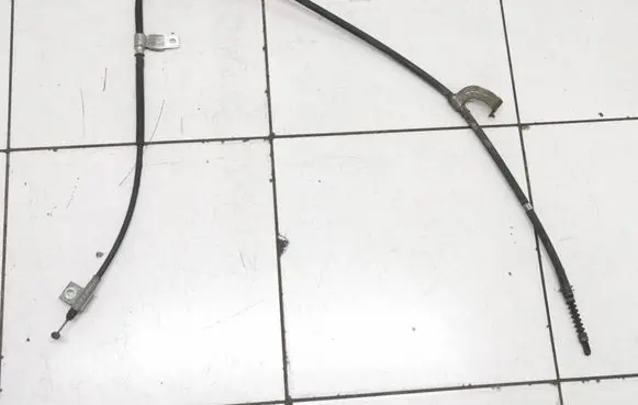 SsangYong Tivoli Handbrake/parking brake wiring cable 