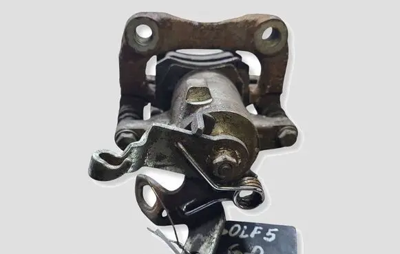Volkswagen Golf V Rear brake caliper