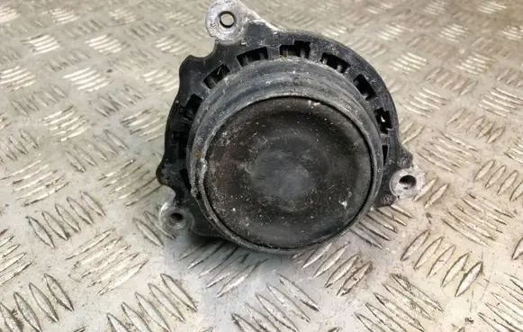 BMW 1 F20 F21 Engine mount bracket 6854251