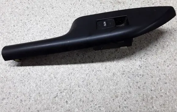 Lexus CT 200H Electric window control switch 7427276010
